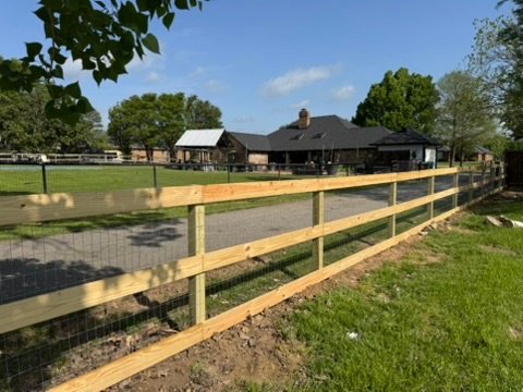 Ranch style fence in Lewisville